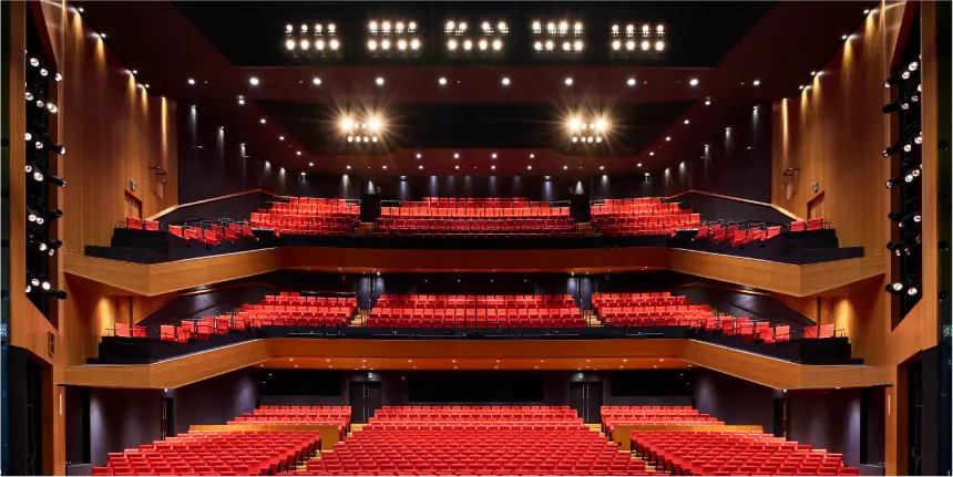 東京建物 Brillia HALL